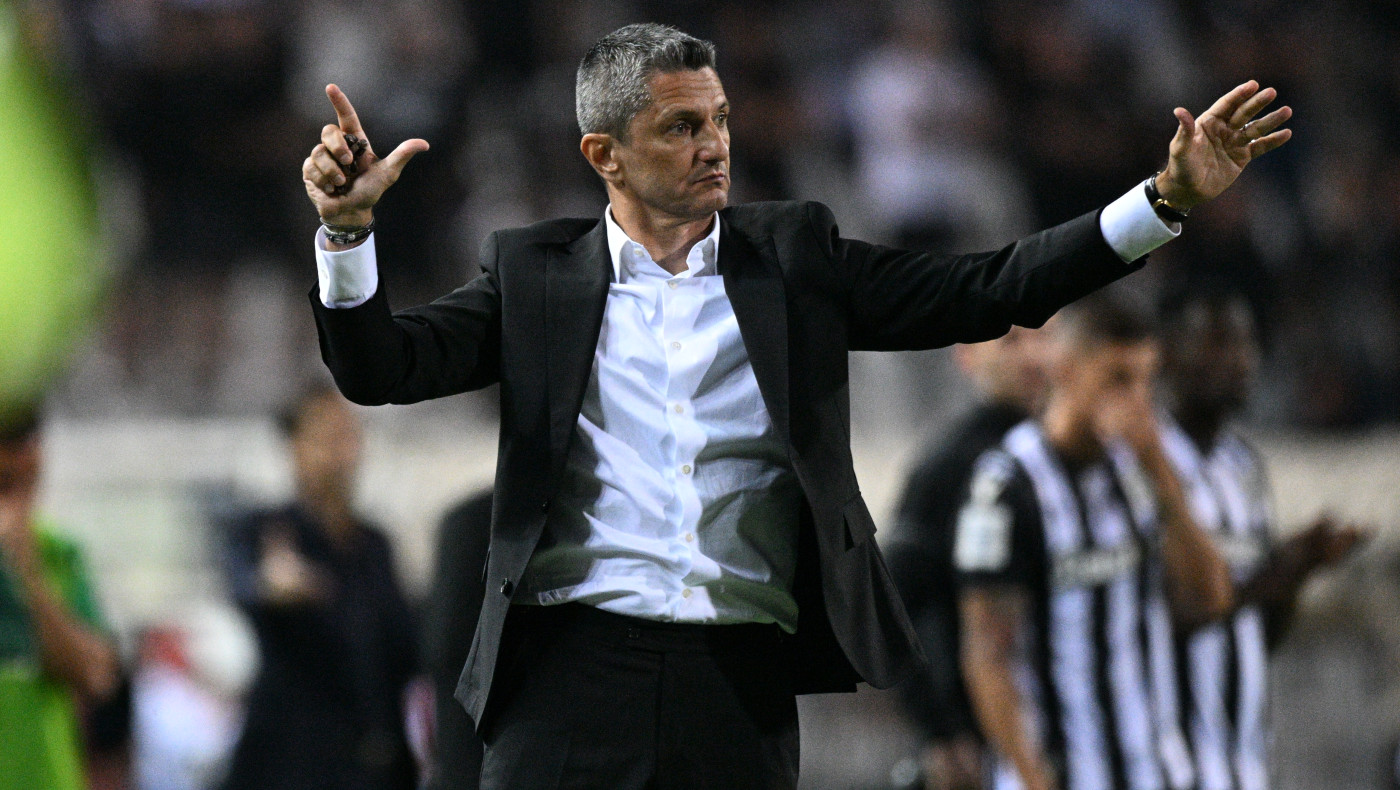 Ο «πονοκέφαλος» του Λουτσέσκου είναι η προσαρμογή των νεοαποκτηθέντων