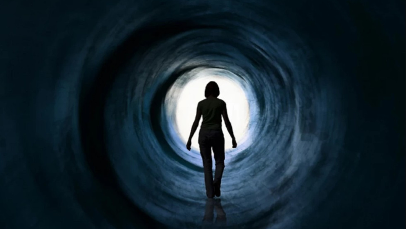 Η γυναίκα που έφτασε δύο φορές κοντά στον θάνατο και είδε την «άλλη πλευρά»