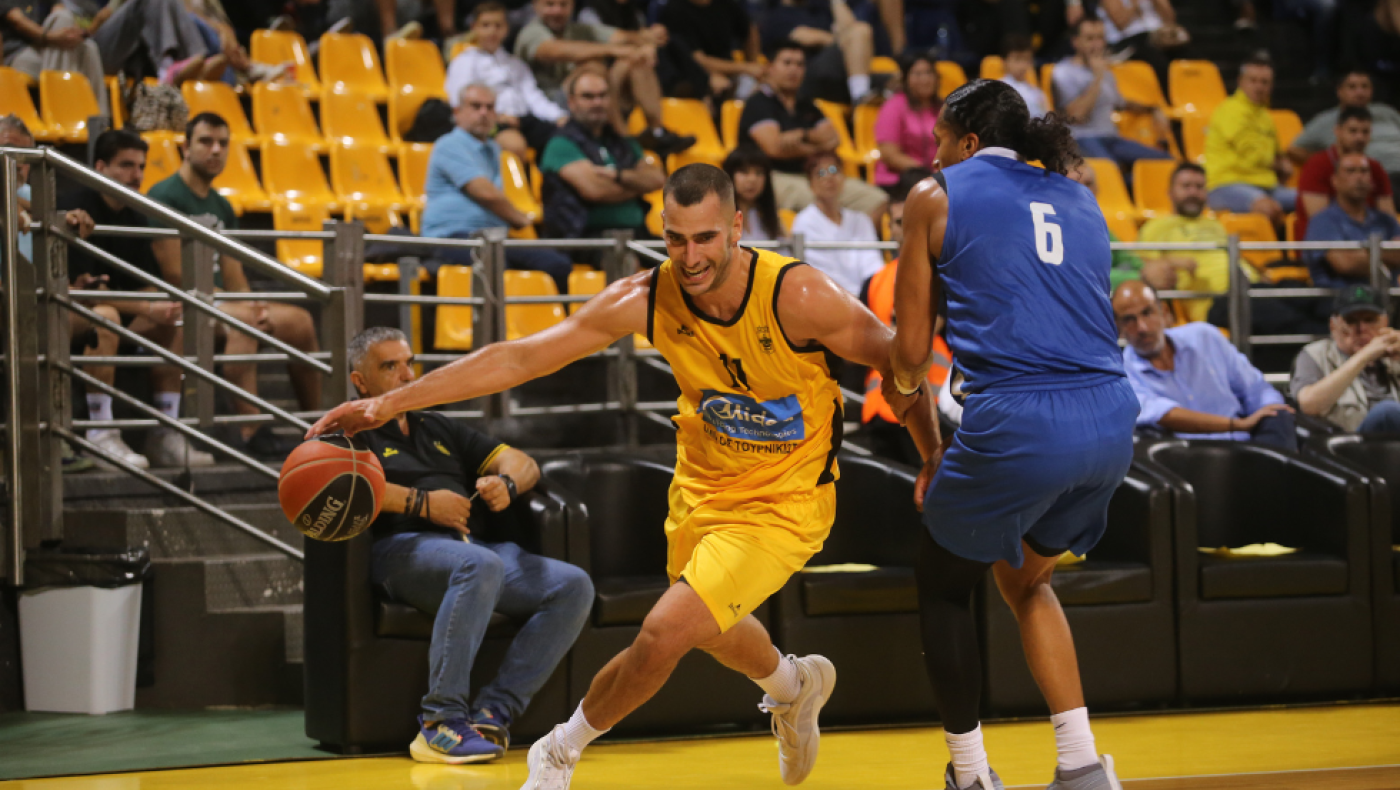 Το backstage βίντεο από την ήττα του Άρη στο φιλικό με την Καρδίτσα