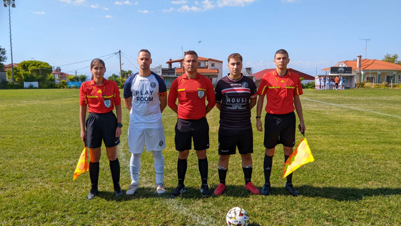 Καμπανταγίδης: «Συγχαρητήρια στους παίκτες μου» pics