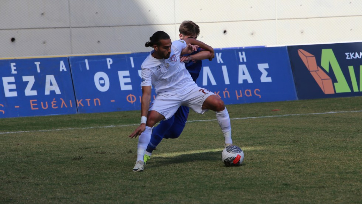 Το ανύπαρκτο πέναλτι που πήρε η ΑΕΛ και το ξεκάθαρο «σπρώξιμο»