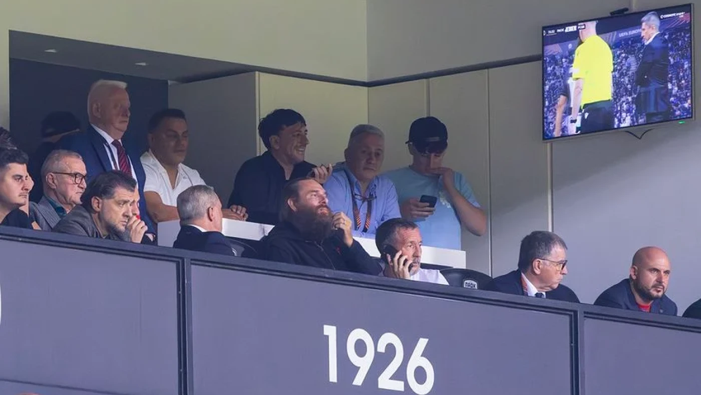 Ρεπόρτερ Στεάουα: «Η αλλαγή του Μπερλιγκέα έγινε μετά από τηλέφωνο των Στόικα – Μπεκάλι»