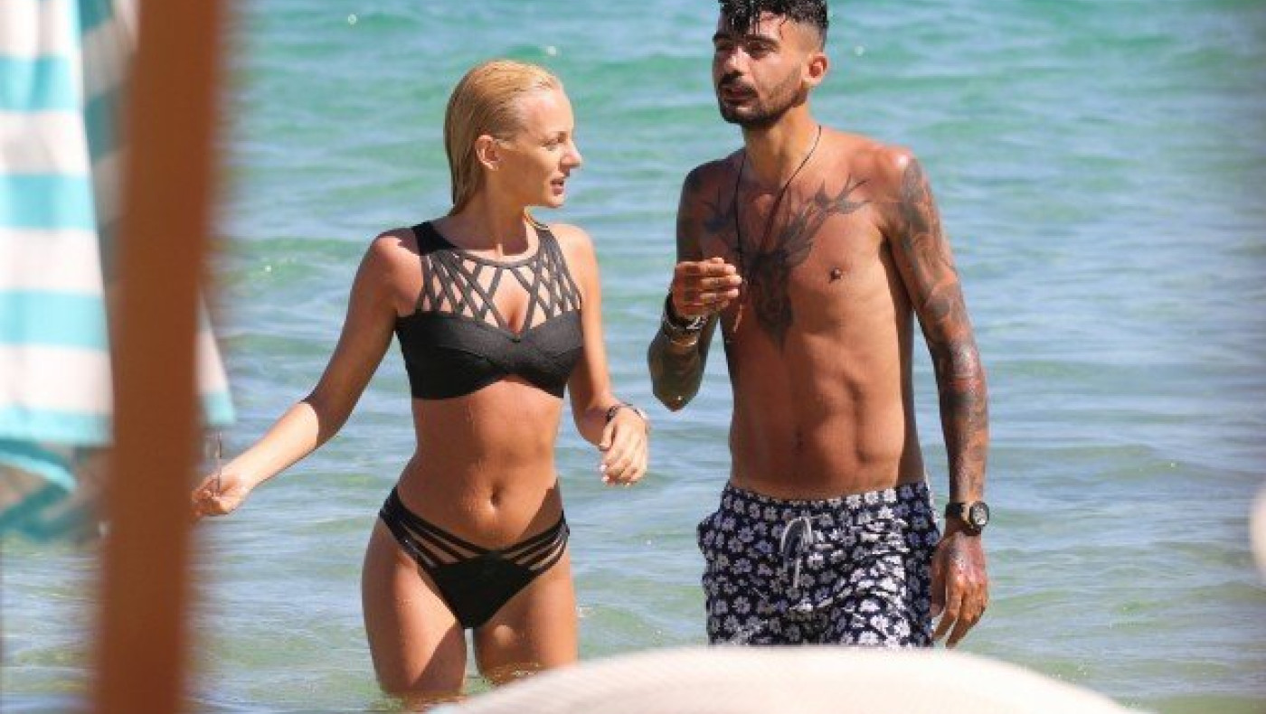 Δείτε με ποια γνωστή παρουσιάστρια βρέθηκε στη Μύκονο ο Κλάους