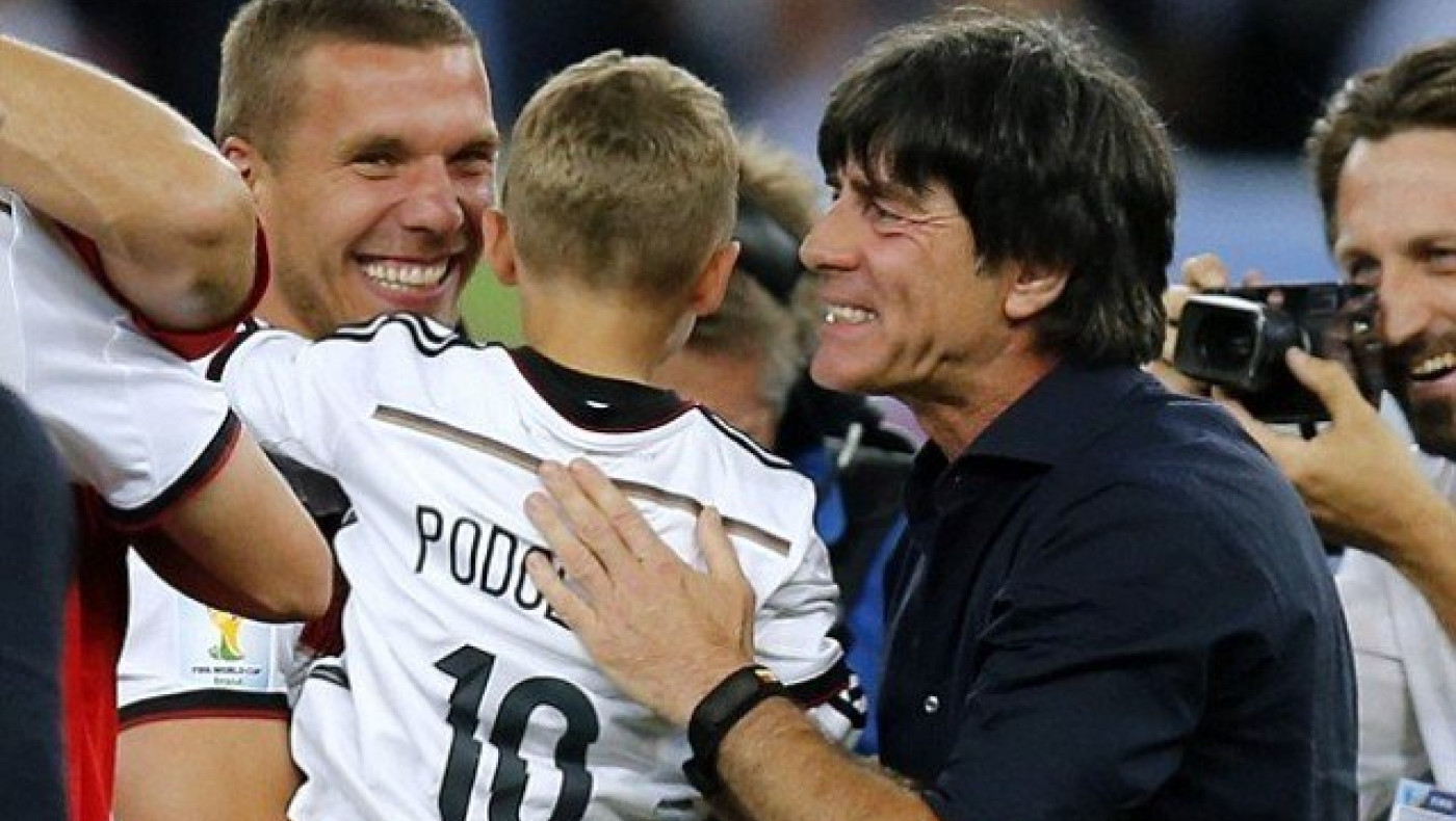 ΕΠΙΚΗ ατάκα του Ποντόλσκι για τις «αηδίες» του Λεβ (vid)