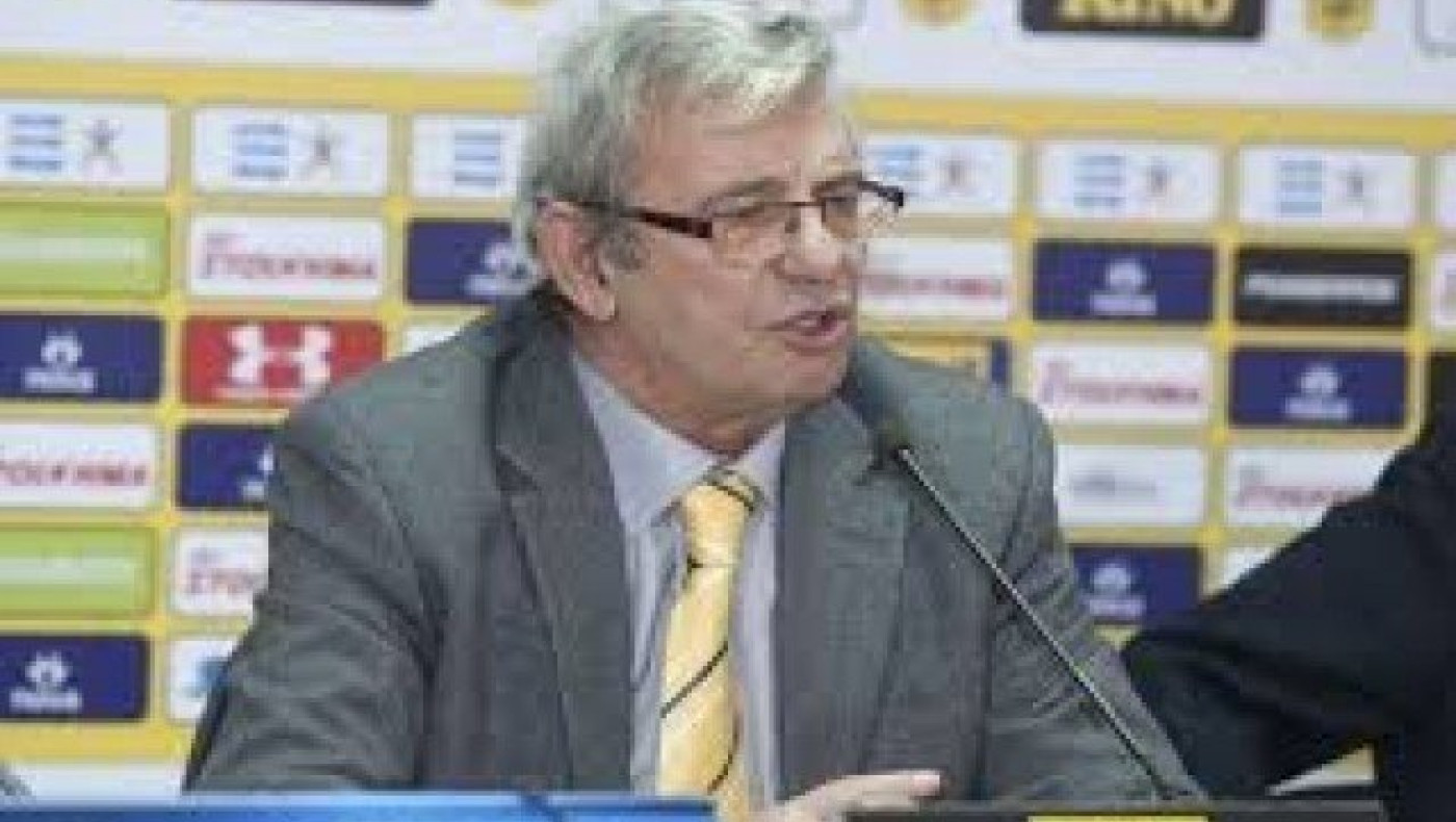 Σε αναμμένα κάρβουνα          κάθονται στον ΑΣ Αρης