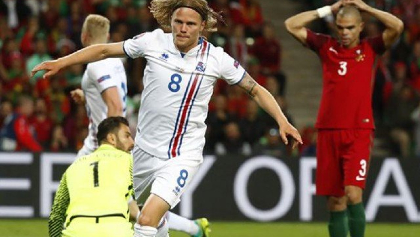 Ασος ρίσκου ο Ισλανδός, διπλό ο Πορτογάλος, Χ ο Ιταλός