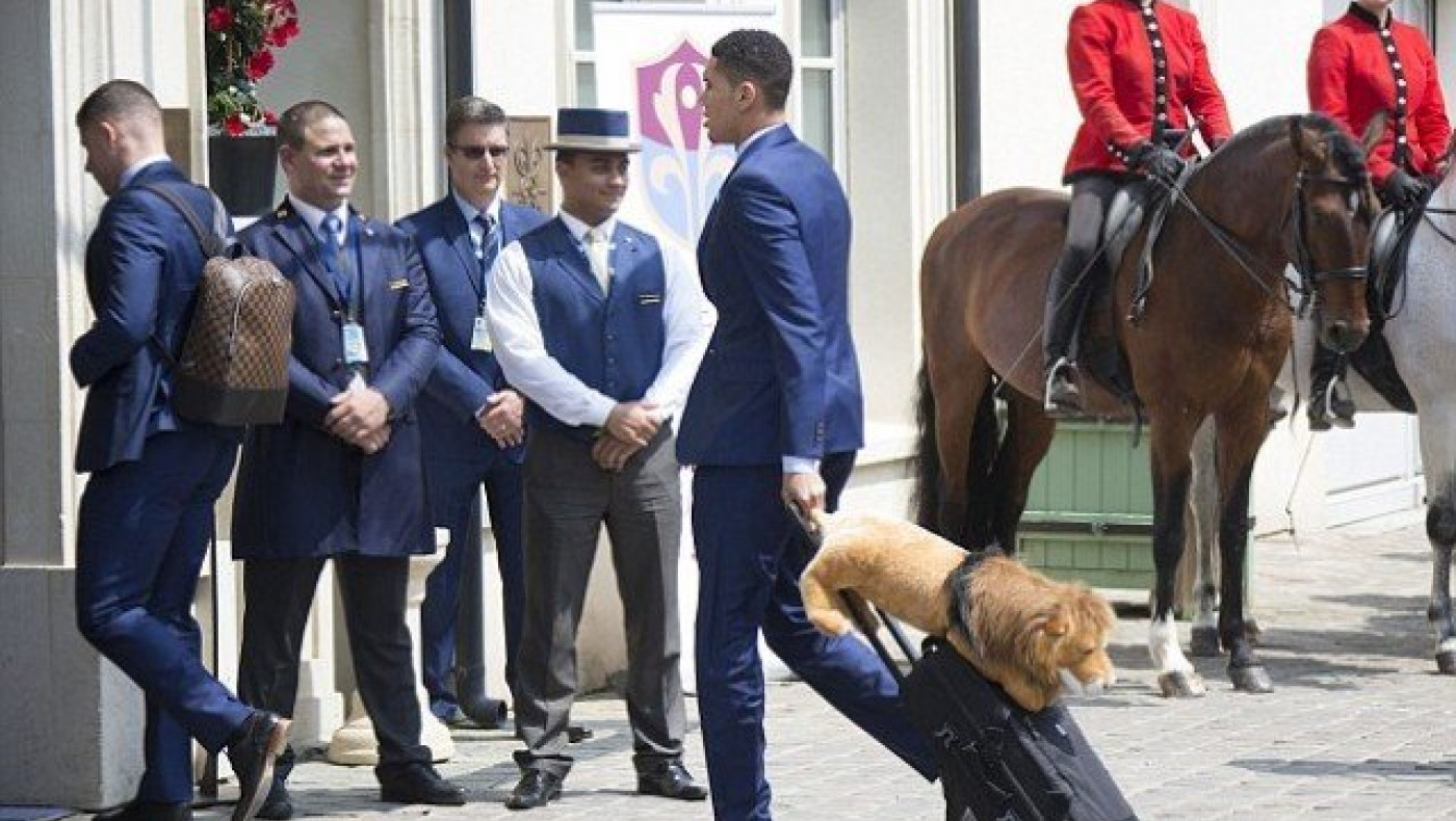 Αυτό είναι το γούρι που δεν αποχωρίζονται οι Άγγλοι διεθνείς! (pics)