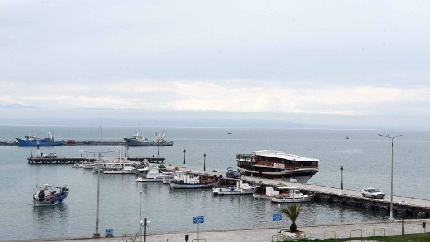 Ν. Μηχανιώνα: Κατασχέθηκαν 380 (!) κιλά ψαριών στην ιχθυόσκαλα