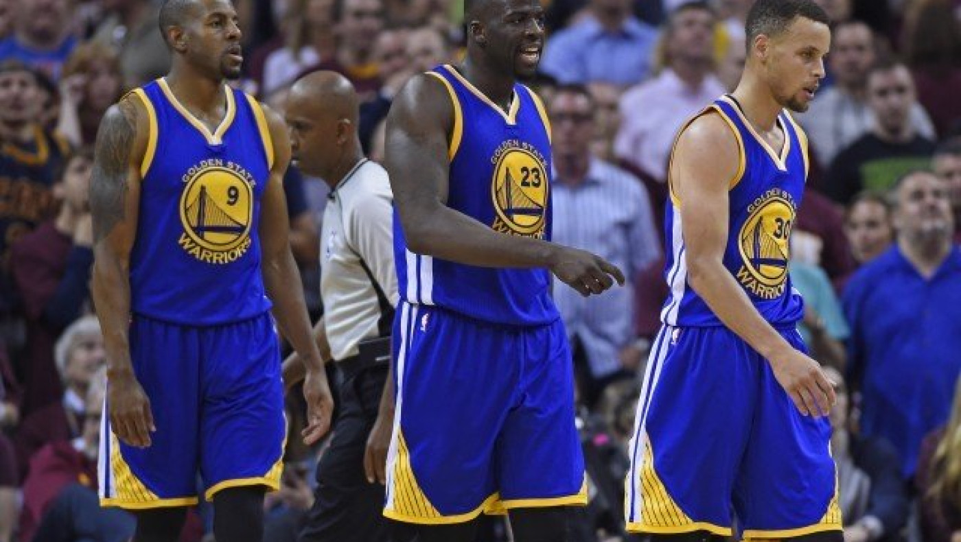 Άλωσαν το Κλίβελαντ και αγγίζουν τον τίτλο οι Γουόριορς (video)