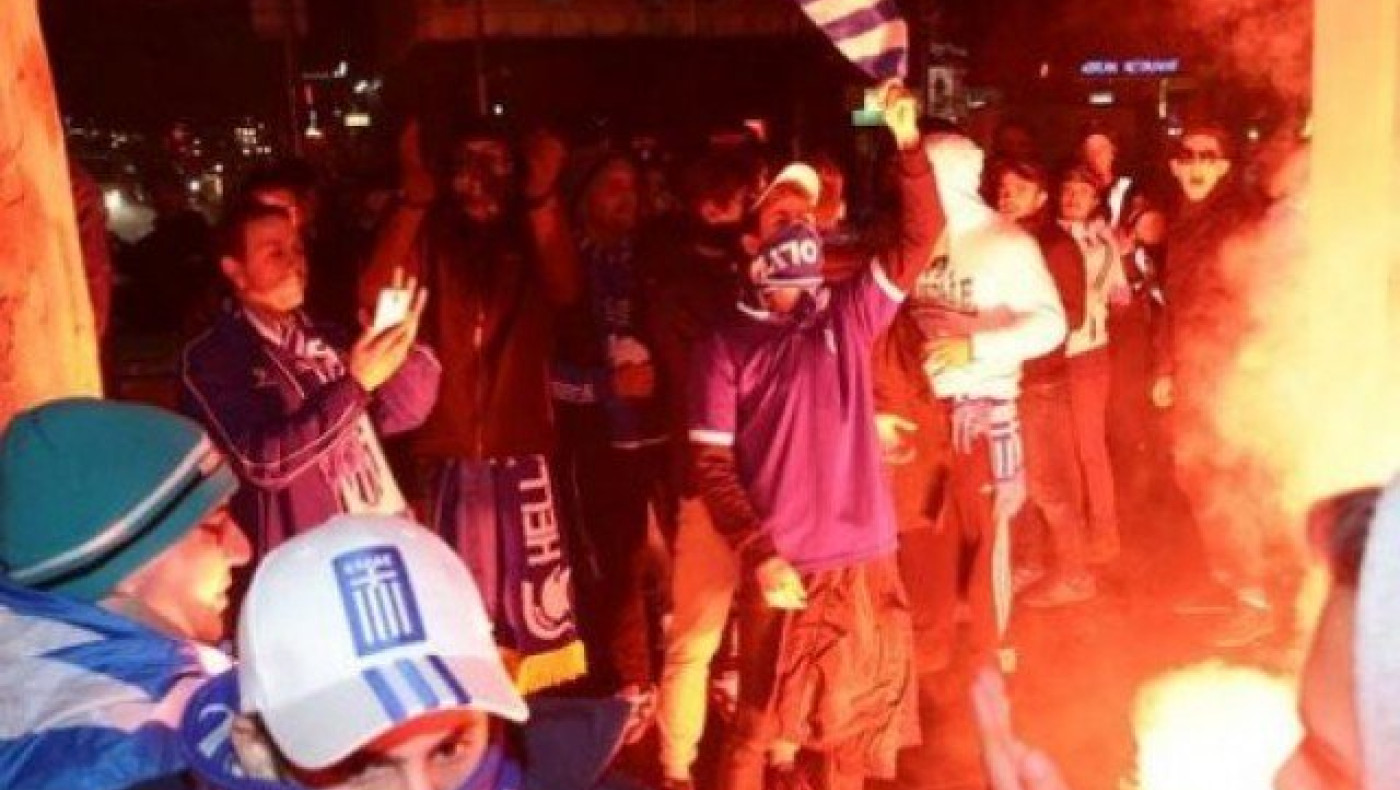 Επεισόδια στον αγώνα Αυστραλίας - Ελλάδας με Έλληνες φιλάθλους!