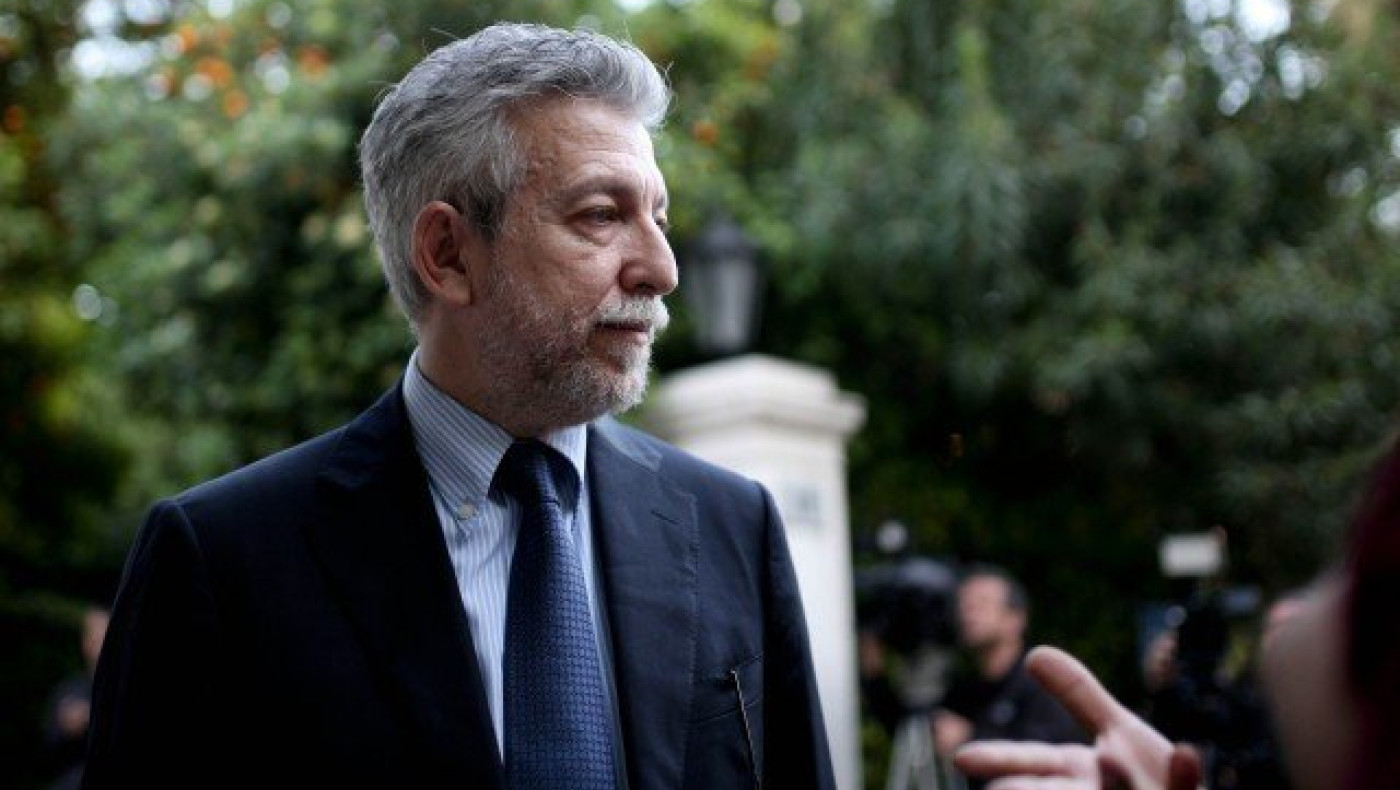 Επιστολή Κοντονή για το αλβανικό πανό: «Προκλητικό και ανιστόρητο»