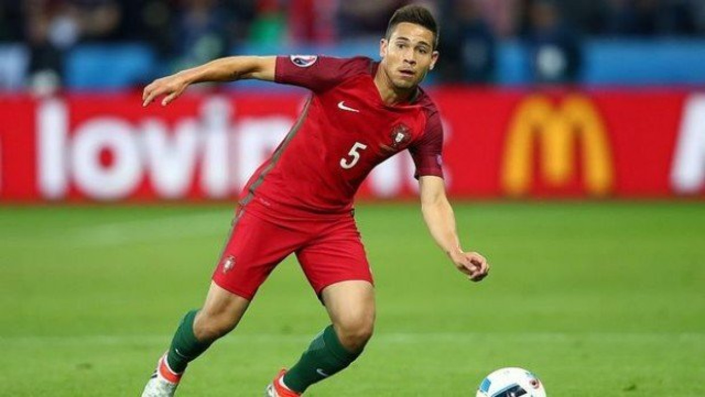 Ο  Ραφαέλ  Γκερέιρο  και  επίσημα  στη  Ντόρτμουντ