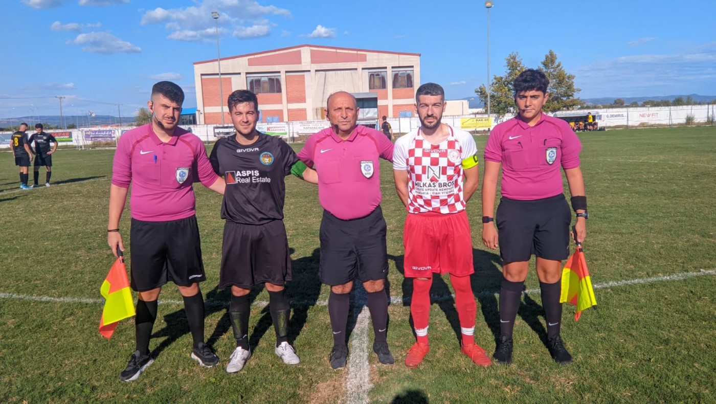 Ισόπαλοι Ελλήσποντος Κριθιάς και ΑΕ Χαριλάου (pics)