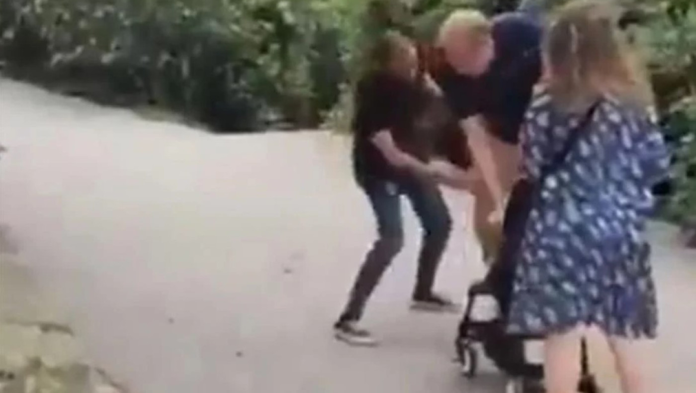 Οργή στη Βαρκελώνη για άντρα που χαστούκισε κοριτσάκι ενός έτους