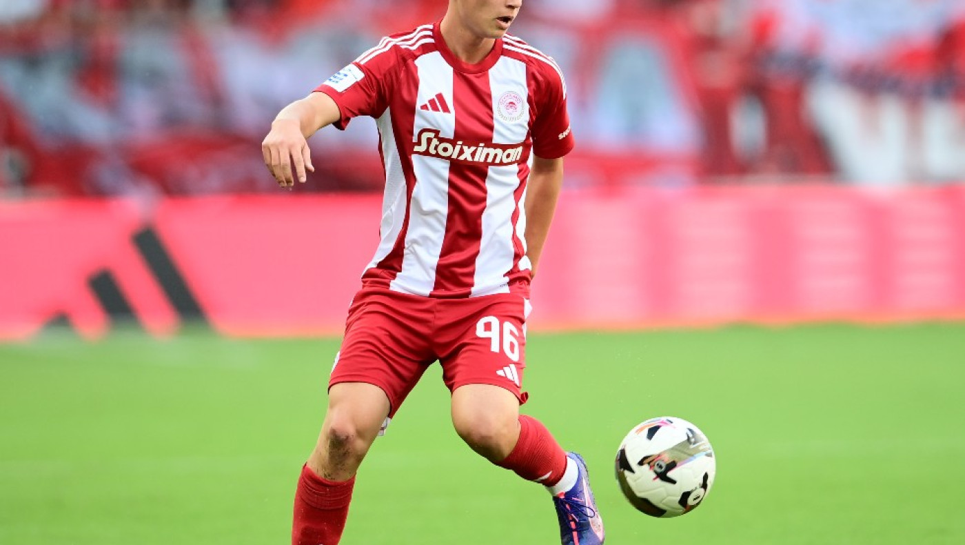 Ολυμπιακός: Δένει Μουζακίτη με νέο συμβόλαιο