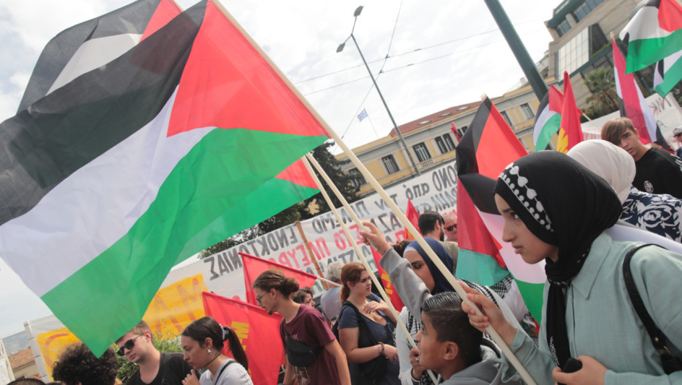 Η παλαιστινιακή παροικία αποσύρει την ανάρτηση για τον Ιωνά Καρούση