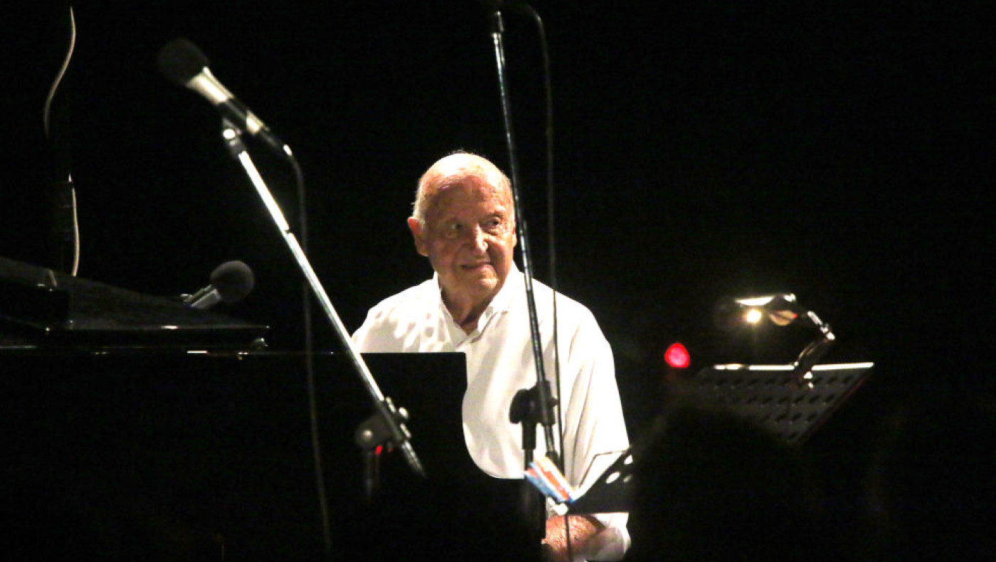 Μίμης Πλέσσας: Πανελλήνια θλίψη για τον θάνατό του