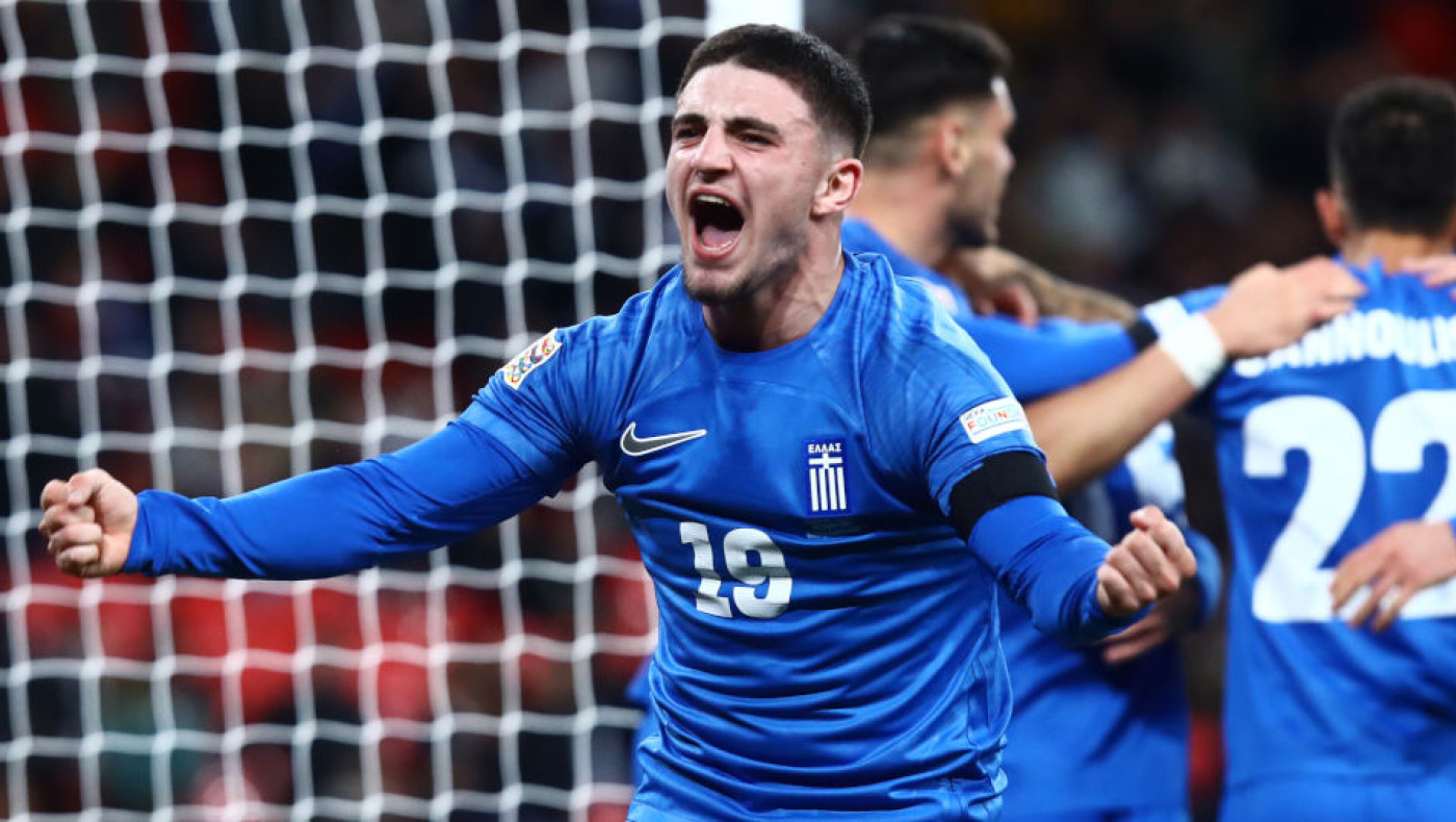 Απολαύστε το ΕΠΟΣ της Εθνικής μας ομάδας: Τα highlights της ΤΕΡΑΣΤΙΑΣ νίκης στο Γουέμπλεϊ