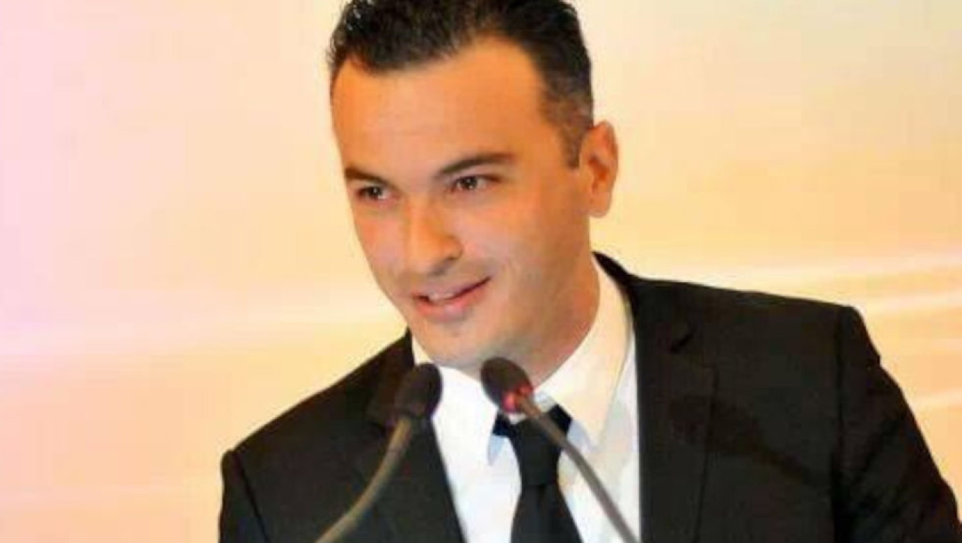 Σταυρίδης: «Η φάση του Ρέτσου είναι ξεκάθαρα πέναλτι-Ο κανονισμός δεν μιλάει για... δύο χέρια!»