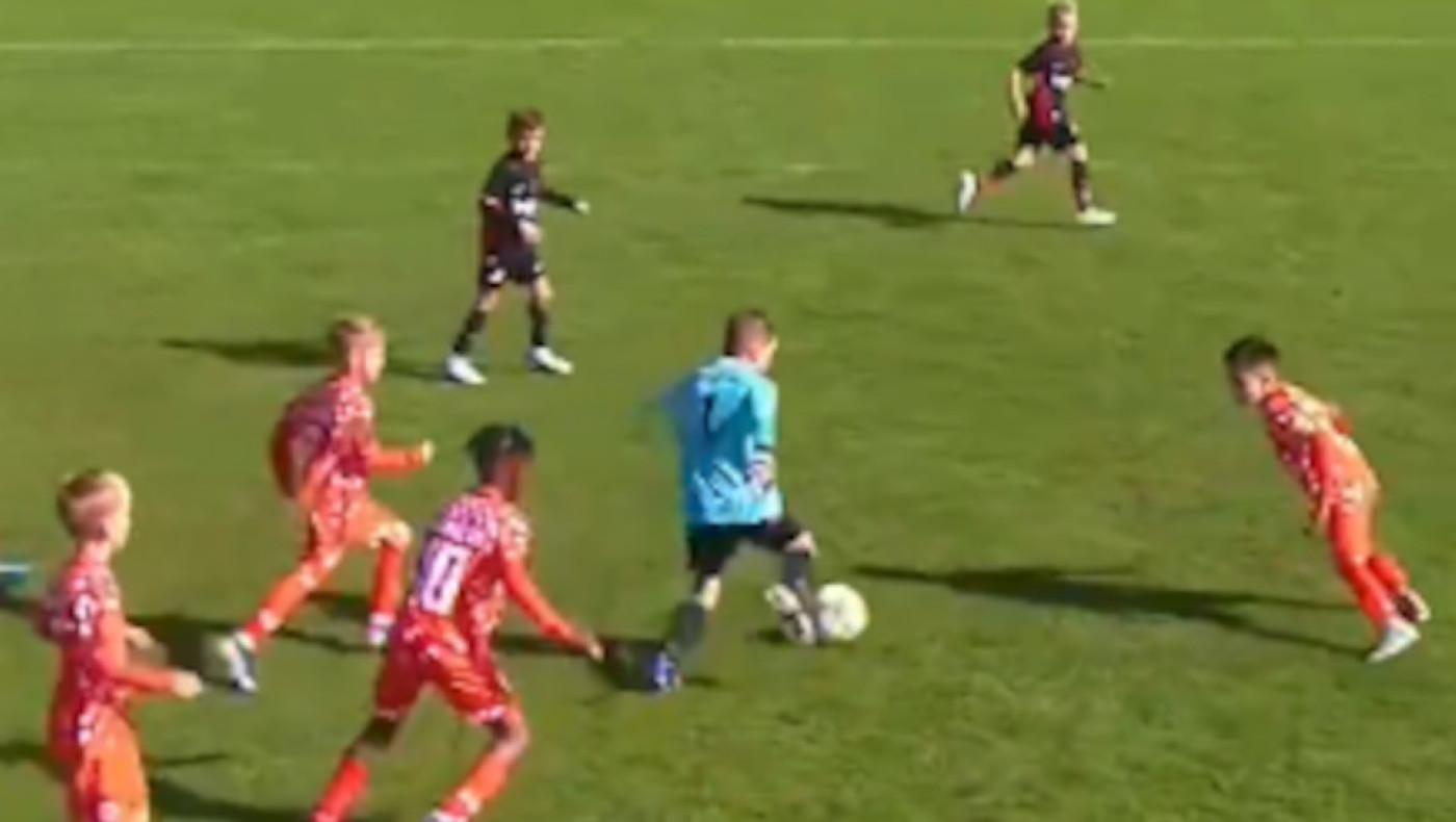 Πιτσιρικάς τερματοφύλακας της Άιντραχτ...έκανε τον Μέσι!