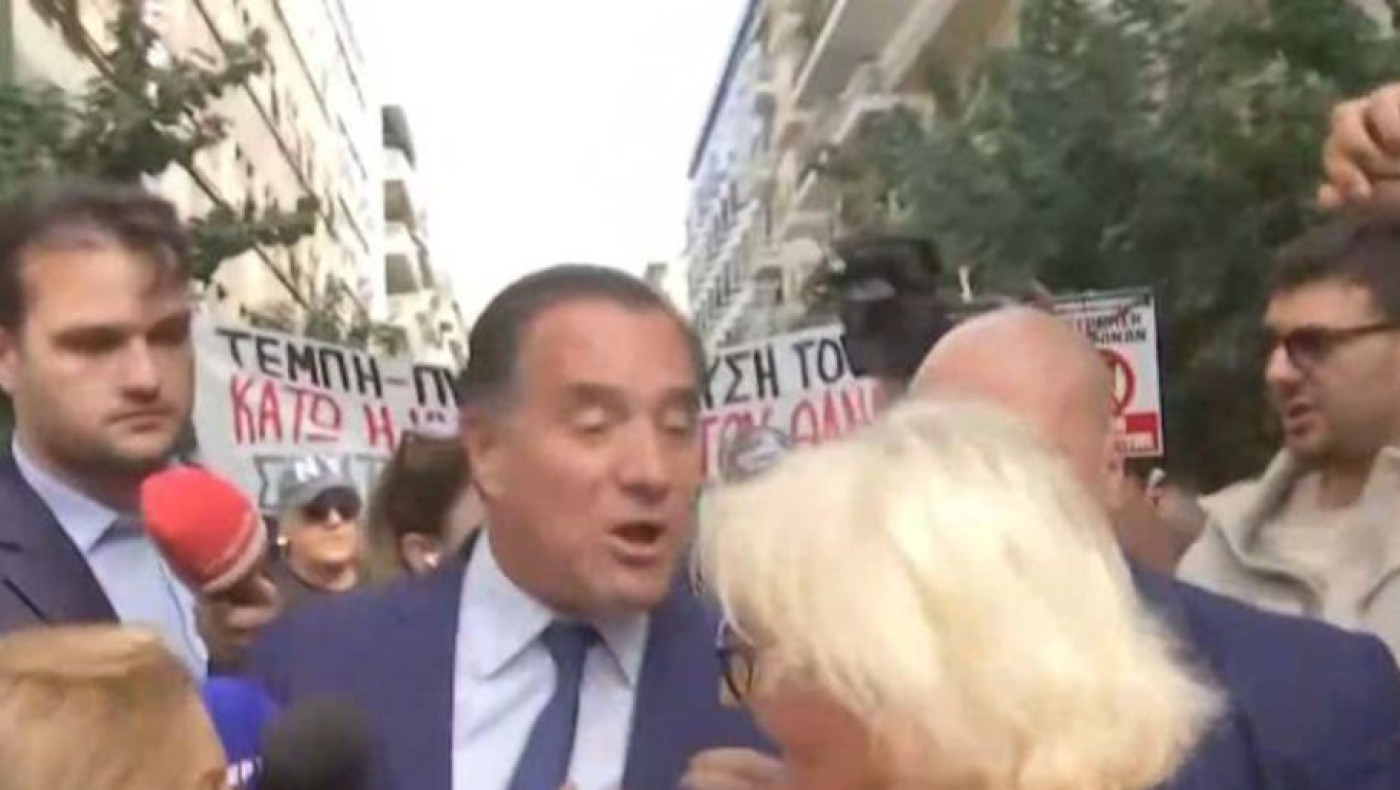 Ένταση με Άδωνι Γεωργιάδη και υγειονομικούς: «Αίσχος, ντροπή...»
