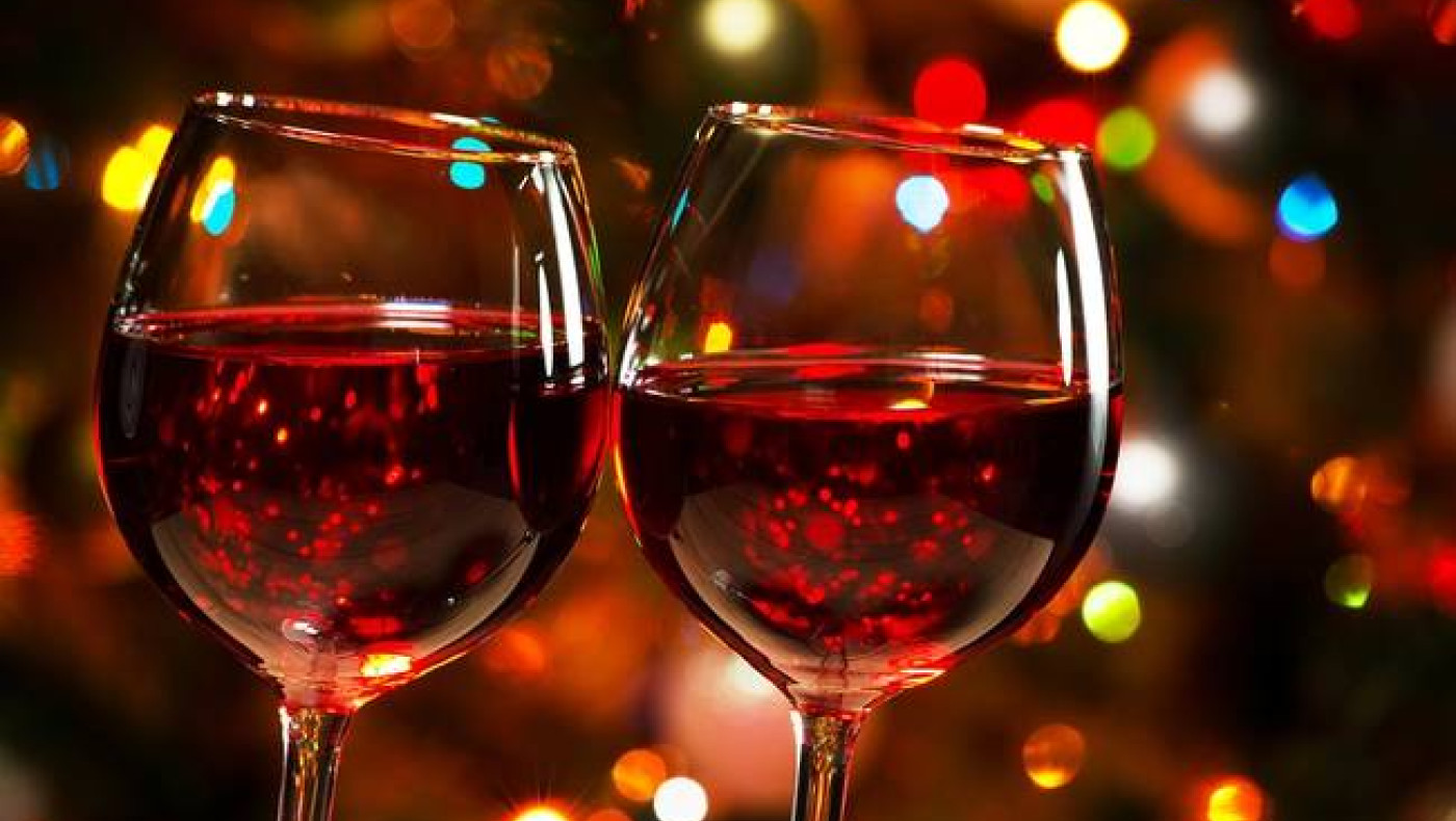 Καταρρίπτεται ο μύθος για το κόκκινο κρασί: Οι επιπτώσεις του στην υγεία μας