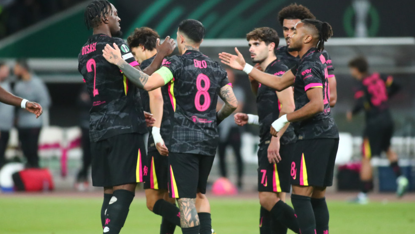 Εσύ το παρατήρησες; Τί κρύβεται στο αλλαγμένο logo της Nike στη φανέλα της Τσέλσι με τον Παναθηναϊκό