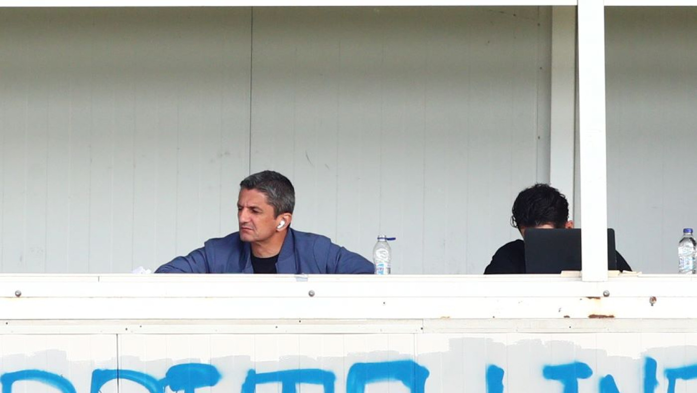 Δεύτερο σερί παιχνίδι από την... κερκίδα ο Λουτσέσκου