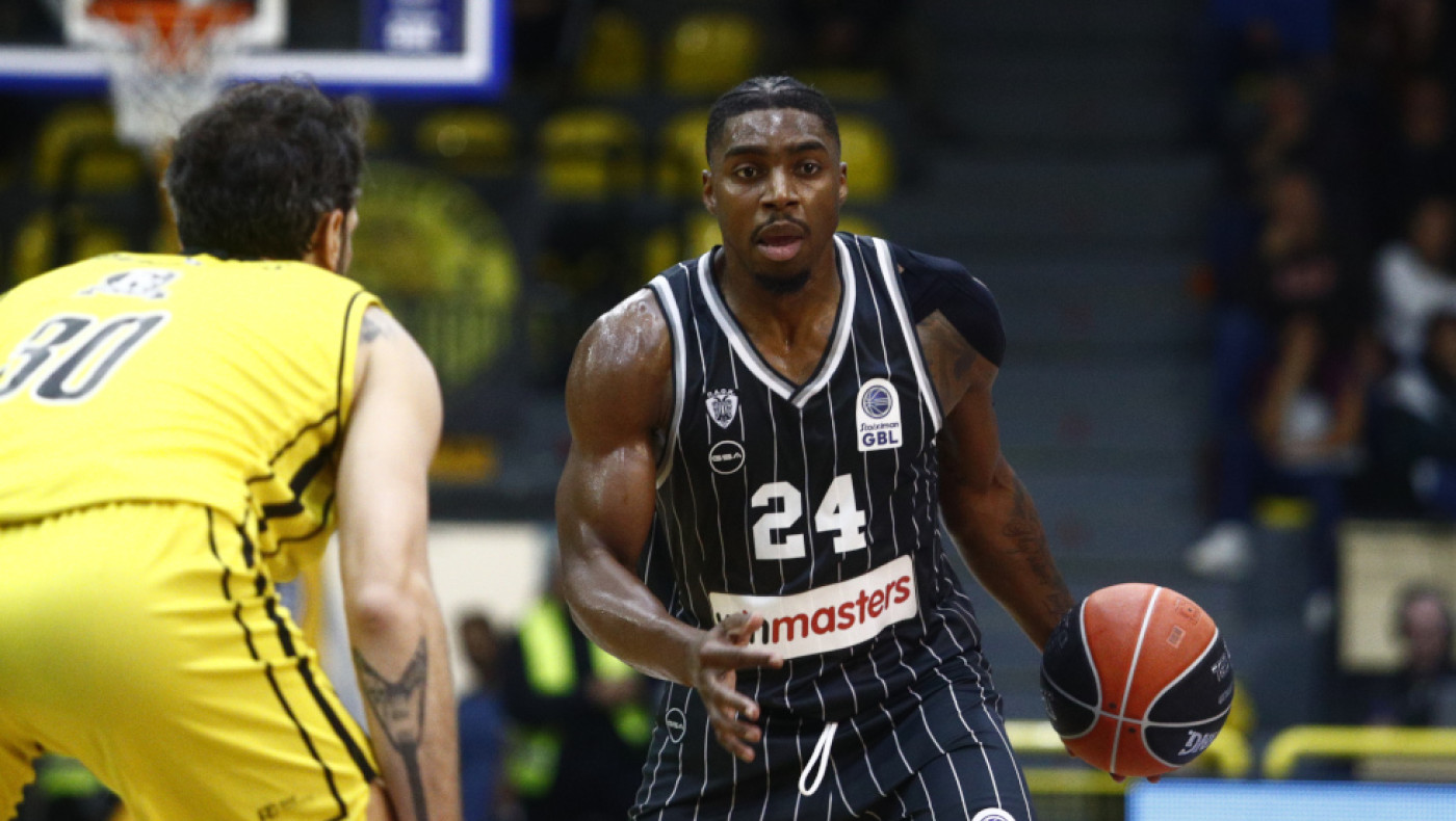 Απέδρασε από το κλειστό του Αγίου Θωμά ο ΠΑΟΚ με τάσεις αυτοκτονίας