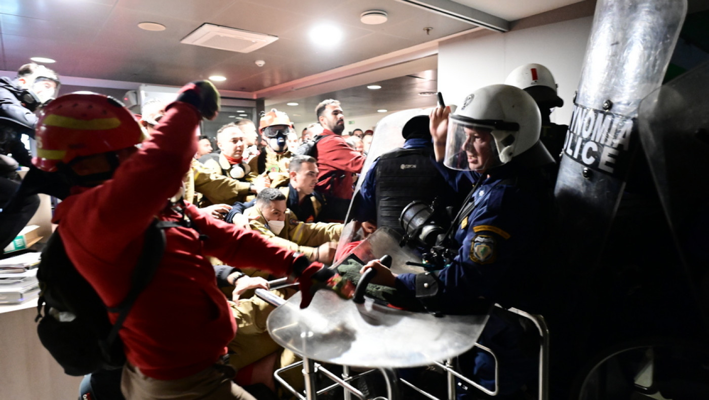 Σπαρτιάτες:  ﻿﻿«Οι ήρωες πυροσβέστες δεν είναι ούτε μπαχαλάκηδες ούτε επαίτες»