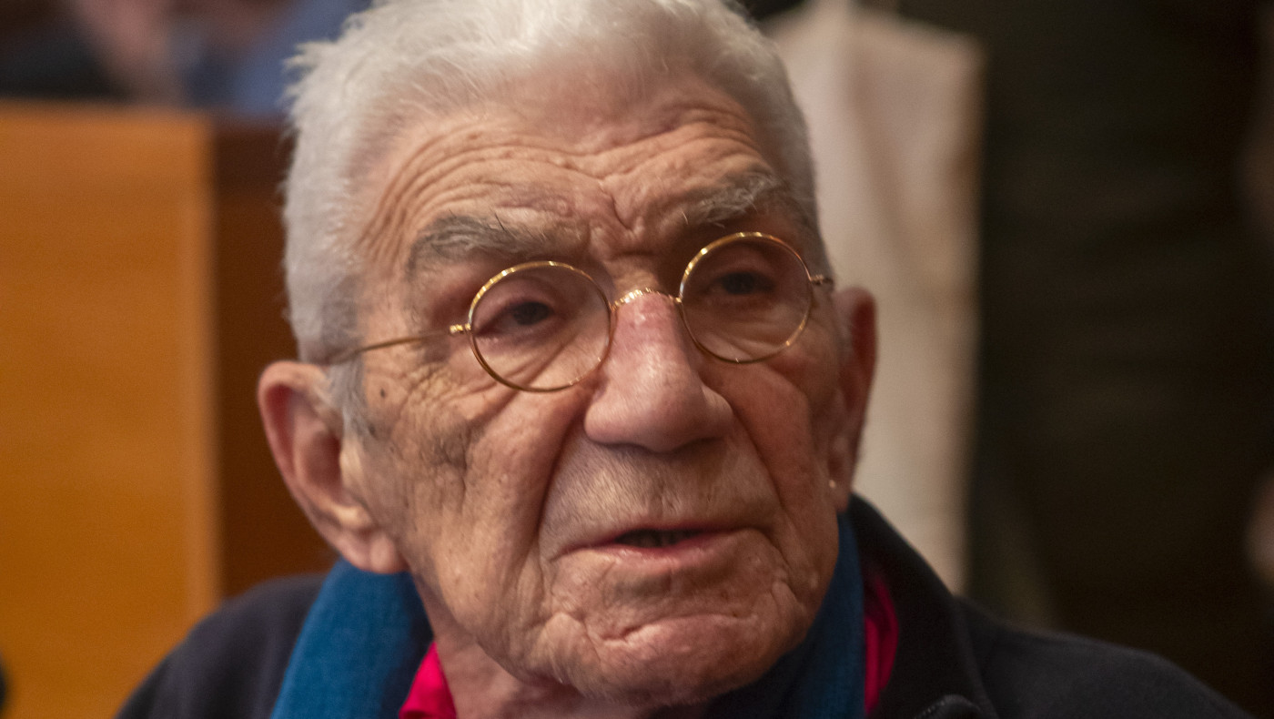 Γιάννης Μπουτάρης: Την Τρίτη η πολιτική του κηδεία - Στο δημαρχείο η σορός του