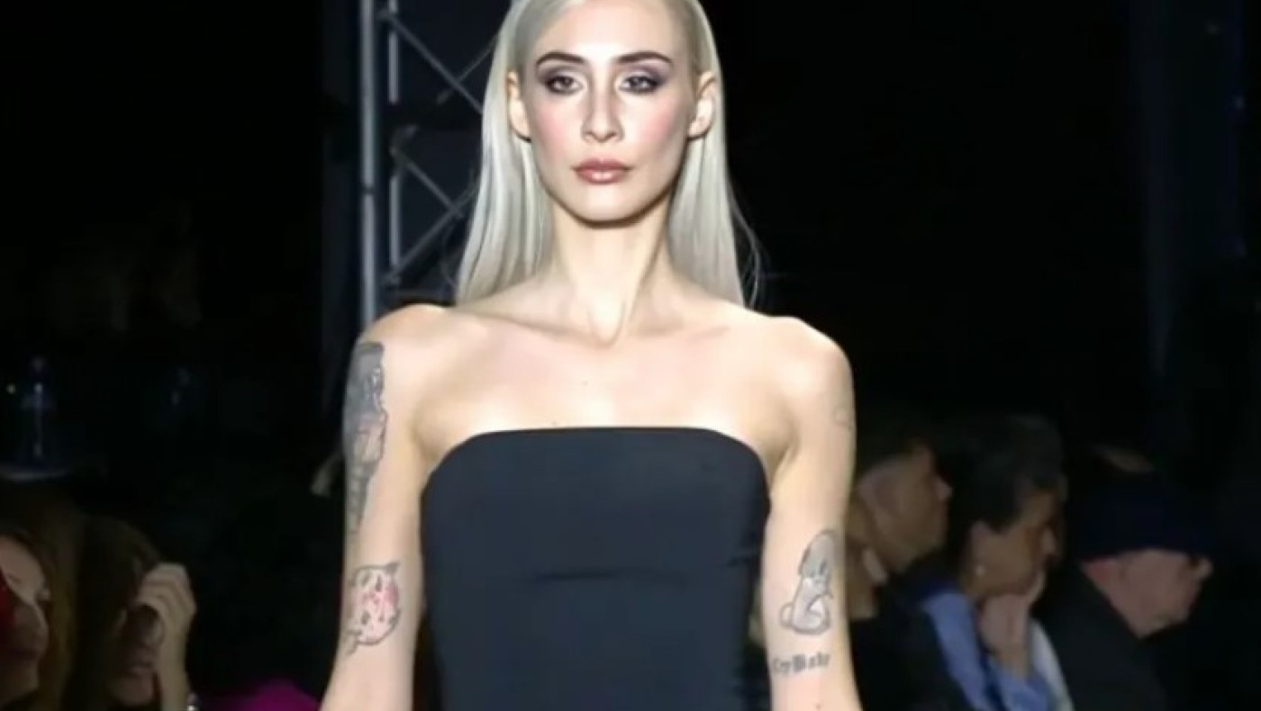 Μοντέλο η εγγονή του Άκη Τσοχατζόπουλου, συμμετείχε σε επίδειξη μόδας