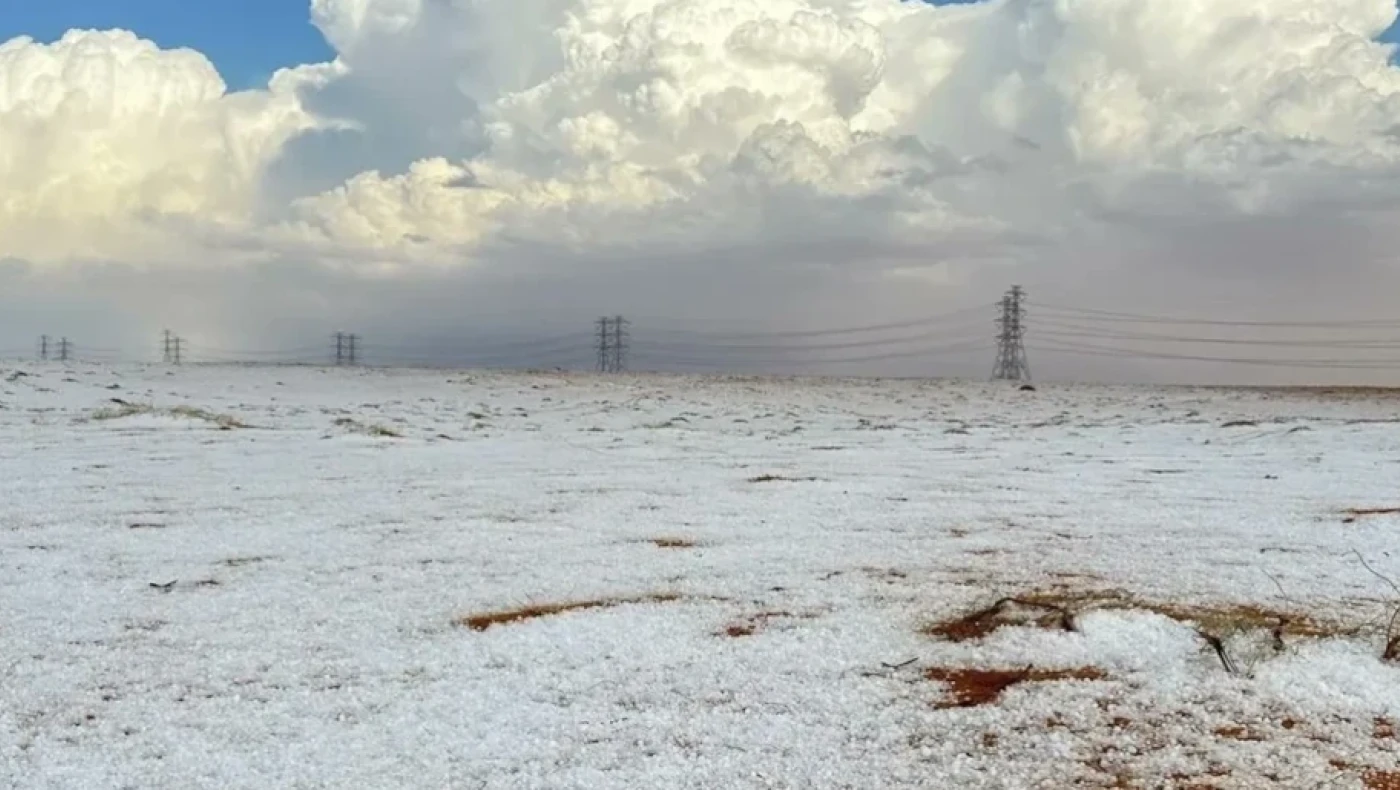 Απίστευτο και όμως αληθινό-Χιόνισε στη Σαουδική Αραβία (vid)