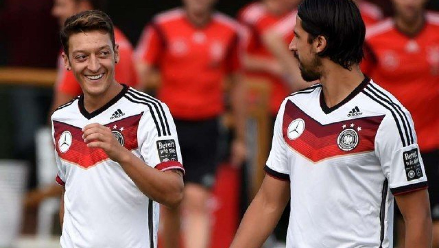 «Κλειδί»     τα     χαφ     για     τους   Γερμανούς