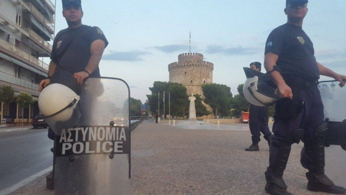 Λήξη συναγερμού - Φάρσα το τηλεφώνημα για βόμβα στον Λευκό Πύργο