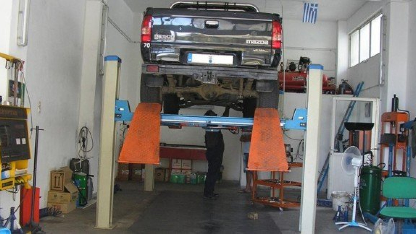 ΕΚΤΑΚΤΟ - Θεσσαλονίκη: «Μπούκαραν» σε συνεργείο υπό την απειλή όπλου