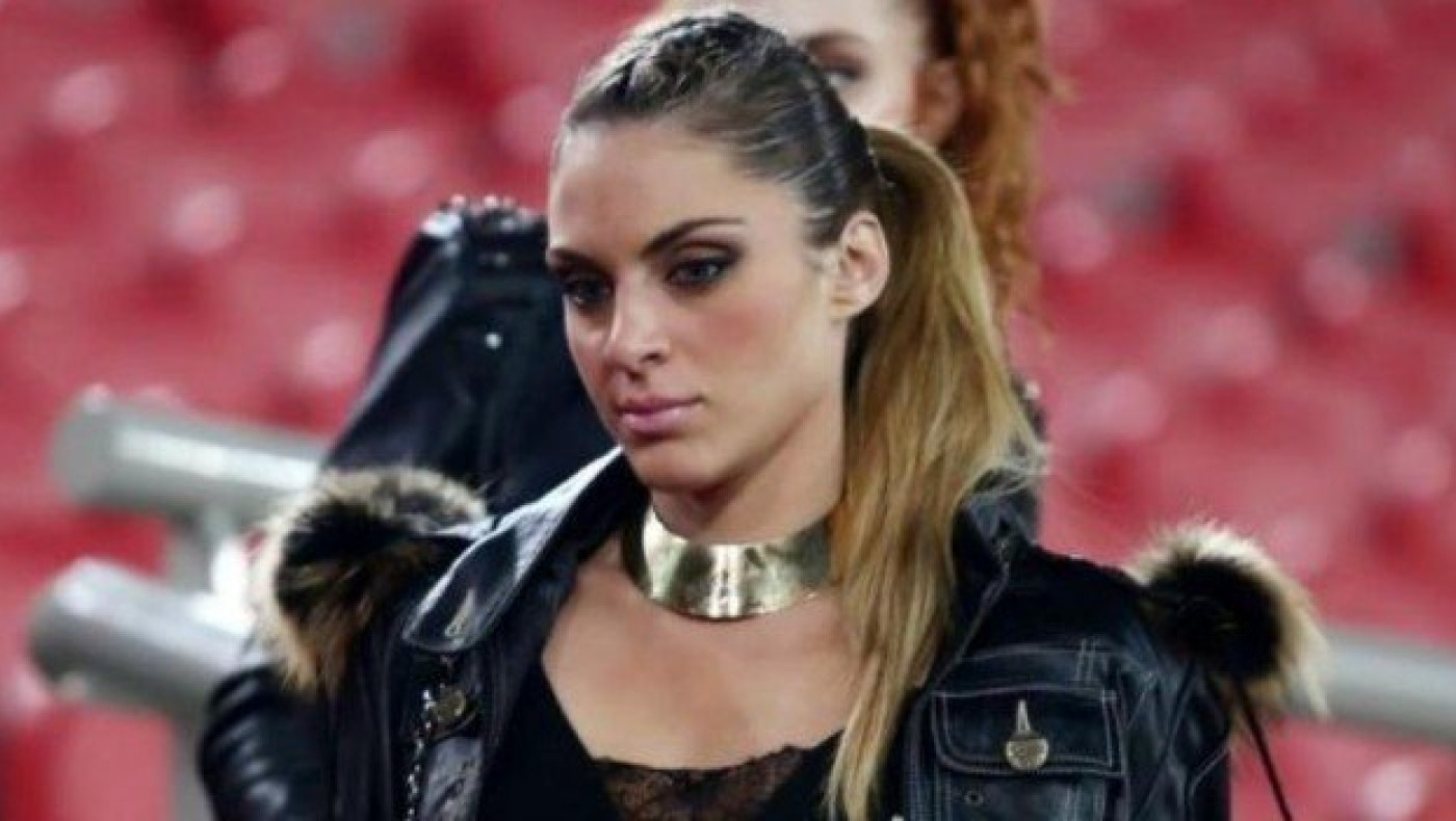 Η Μάρτα έβαλε το μαγιό της και μας πήρε το μυαλό! (pics)