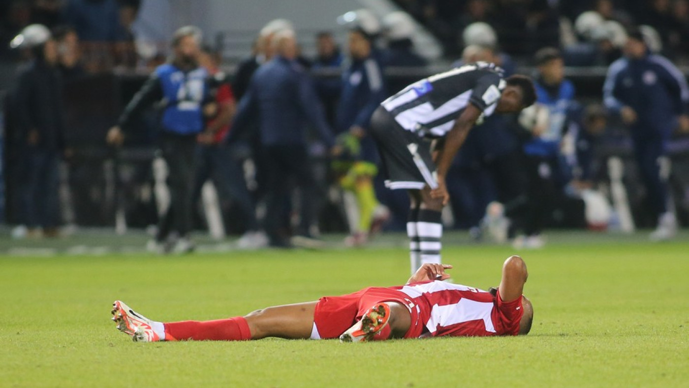 ΠΑΟΚ-Ολυμπιακός: Αποδοκιμασίες μετά τη νέα ήττα, χειροκρότημα μόνο σε Ότο