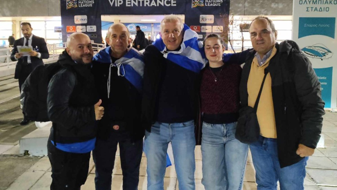 Η οικογένεια Τζόλη στο πλευρό της Εθνικής Ελλάδος