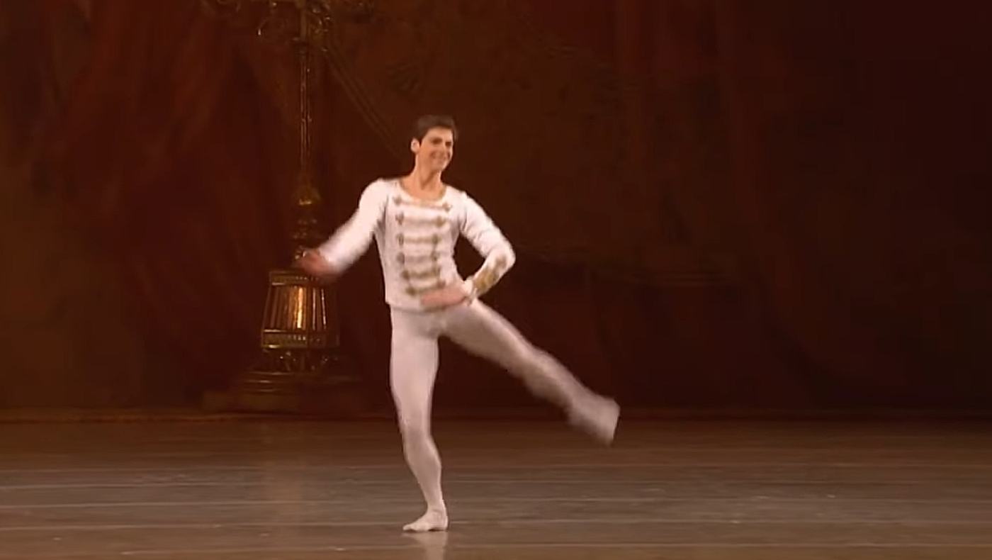 Βλαντιμίρ Σκλιάροφ: Νεκρός ο διάσημος χορευτής που έπεσε από τον 5ο όροφο