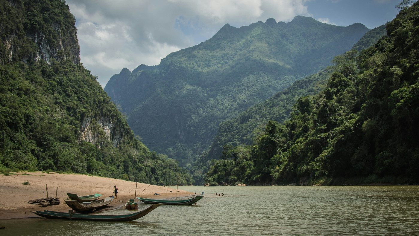 Μπαράζ θανάτων τουριστών από μεθανόλη (και) στο Λάος