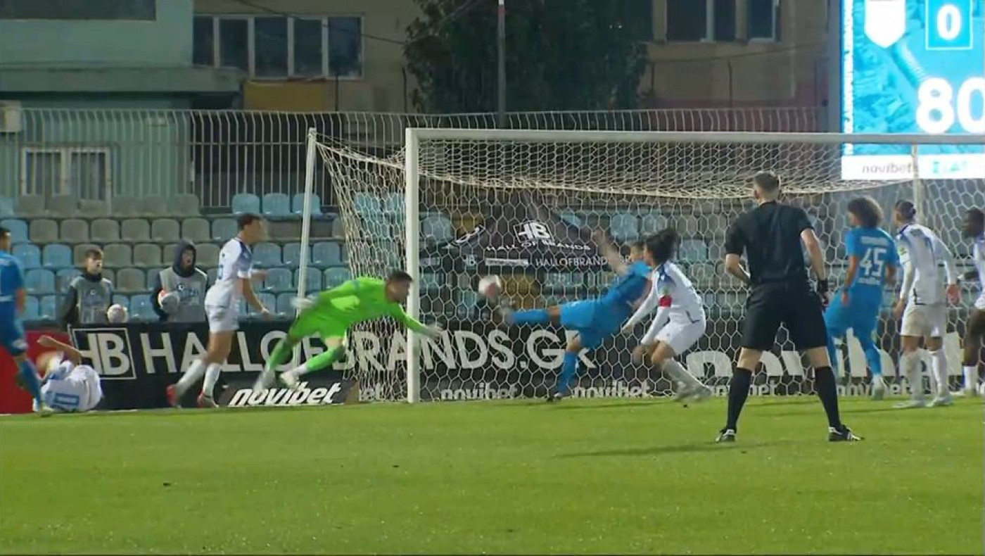 Ο ΠΑΣ Γιάννινα παραμένει στο κυνήγι της ΑΕΛ