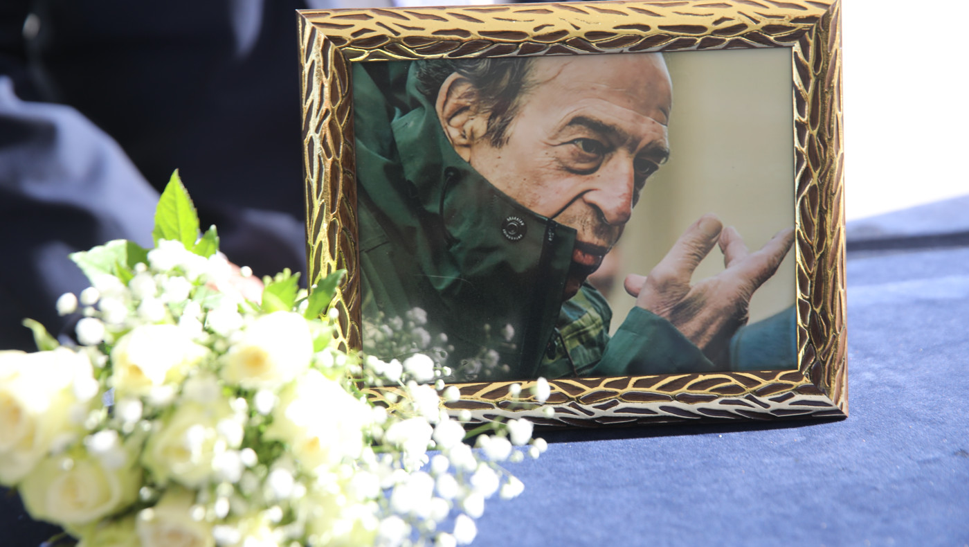 Μανούσος Μανουσάκης: Συγκίνηση στο τελευταίο χειροκρότημά του