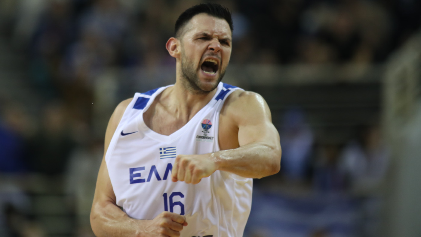 Παπανικολάου: «Ας μην καταστροφολογούμε μετά από μια ήττα, άδικο για τα παιδιά»