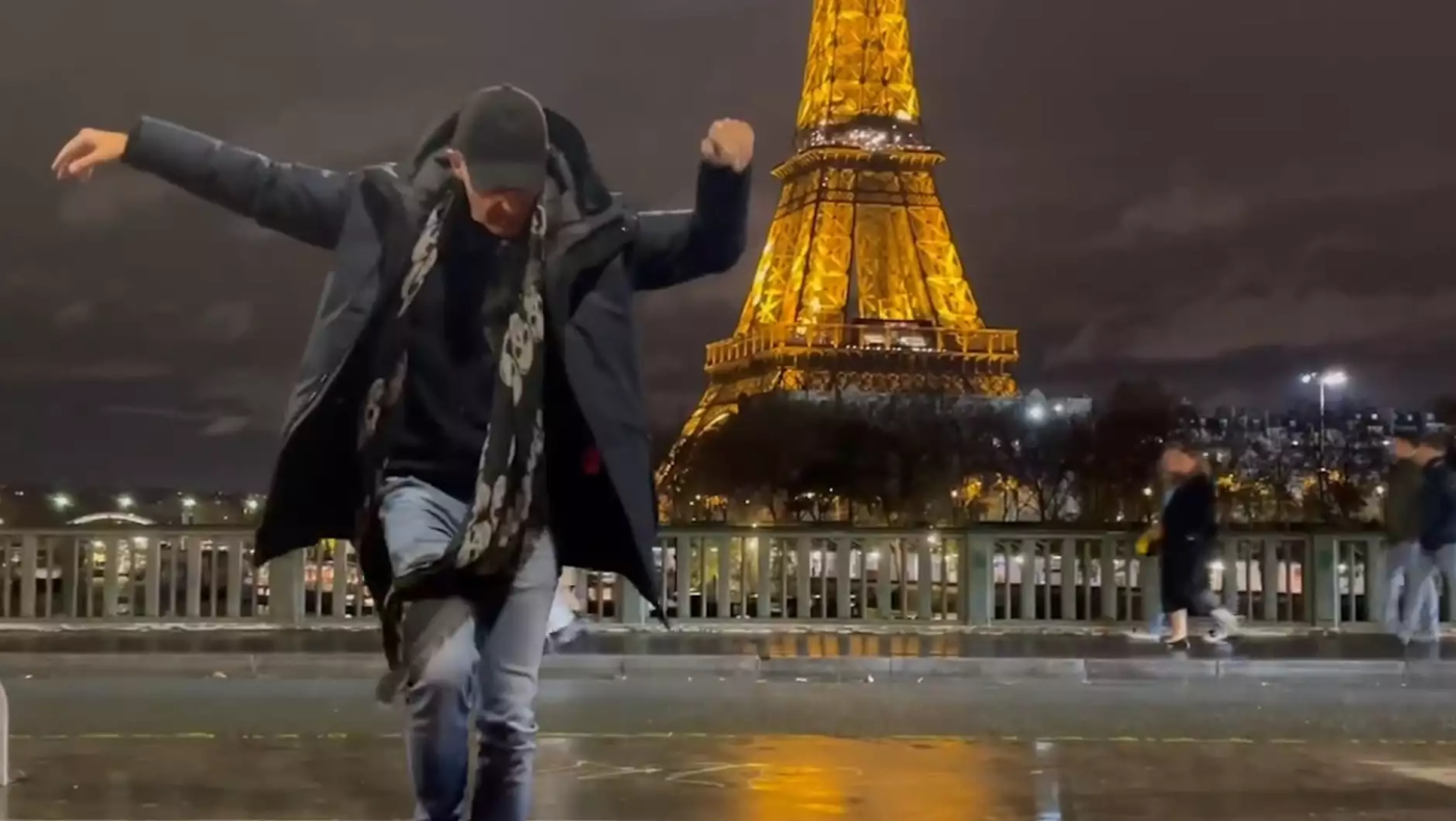 Νίκος Αλιάγας: Το έριξε στον...τσάμικο μπροστά από τον Πύργο του Άιφελ