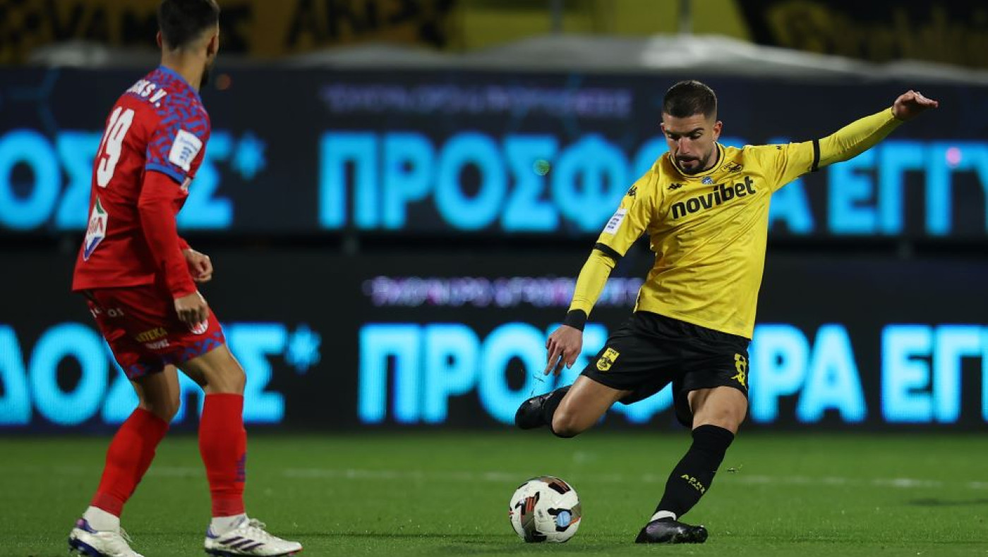 Ήττα σοκ για τον Άρη, φωνές για τη διαιτησία του Τσαγκαράκη