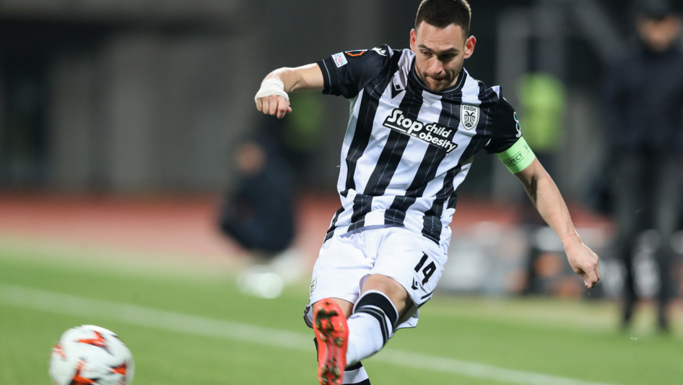 Αντρίγια Ζίβκοβιτς: Η... απάντηση με την κούπα του πρωταθλητή