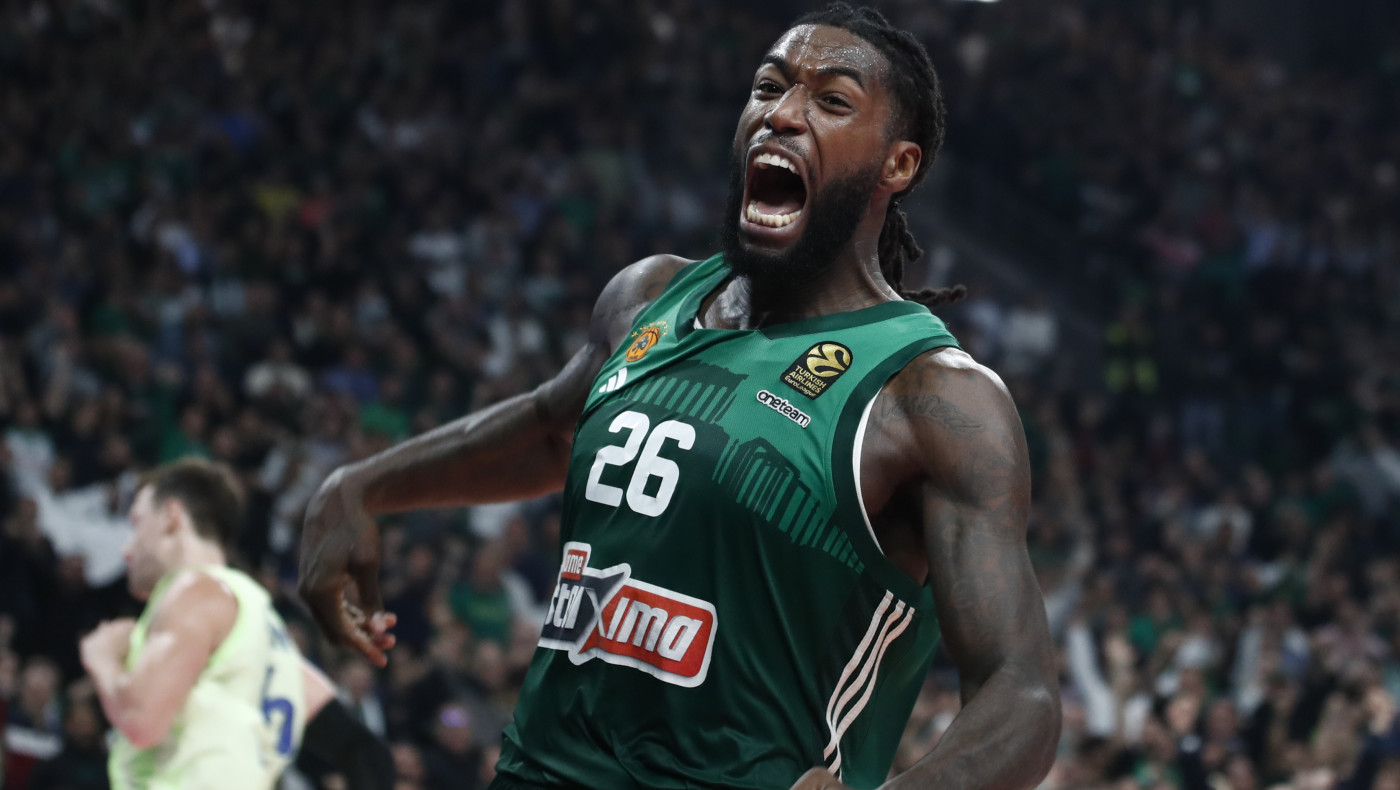 Σε ένα ματς για γερά νεύρα ο Παναθηναϊκός νίκησε με 90-89 την Μπαρτσελόνα