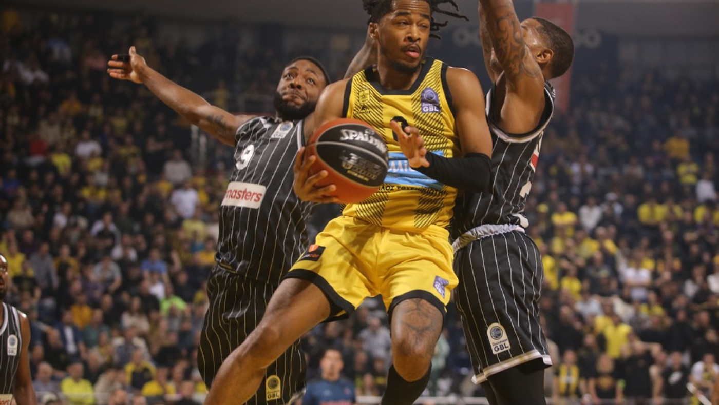 Κούπερ: «Είναι μία φανταστική εμπειρία για εμένα και είναι συναρπαστικό να παίζω για τους φιλάθλους της ομάδας»