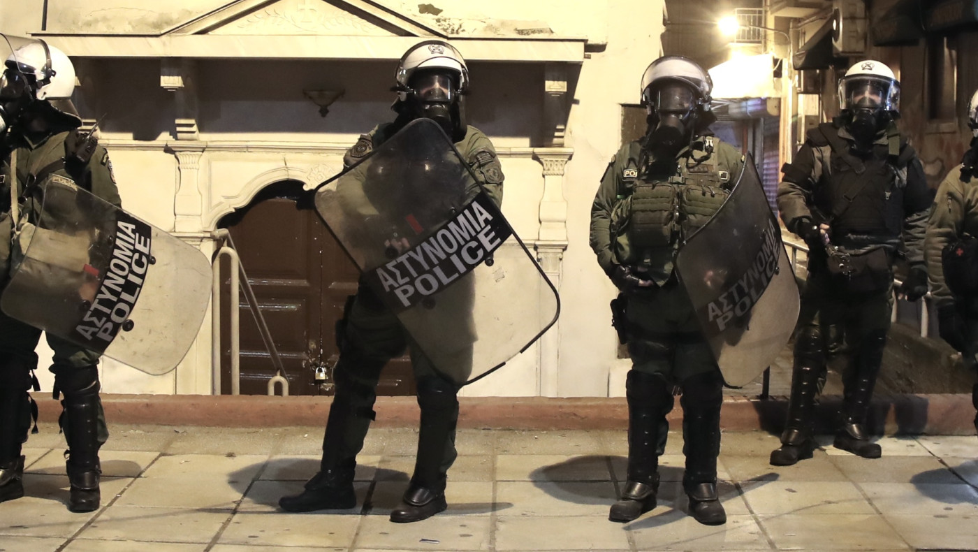 Θεσσαλονίκη: Νέα επεισόδια έξω από τα δικαστήρια για τους 112 συλληφθέντες